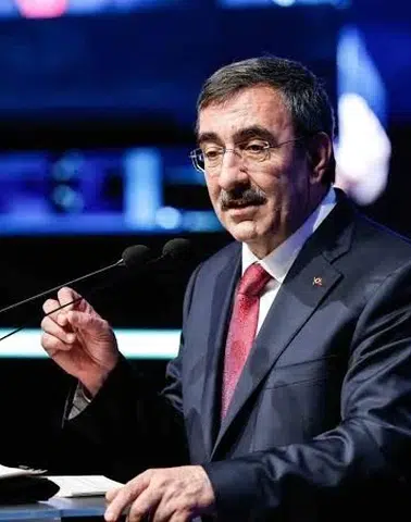 Erdoğan Kırgızistan'da, Cumhurbaşkanlığı koltuğunda Cevdet Yılmaz oturacak