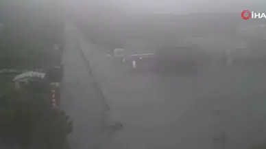 Ekvador'da Patlama: Guayaquil'de Alışveriş Merkezinin Önünde Can Kaybı