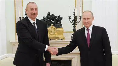 Putin ve Aliyev Duşanbe'de Bir Araya Geldi