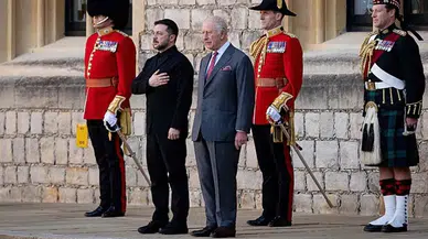 Zelenskiy, İngiltere'de Kral III. Charles Tarafından Resmi Törenle Karşılandı