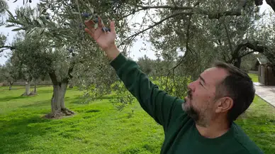 Ata Demirer'in Bozcaada Sevdası: İlk Kazandığı Parayla Çanakkale'ye Koştu