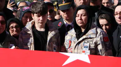 Şehide son bakış! Tekirdağ'da gözyaşları sel oldu