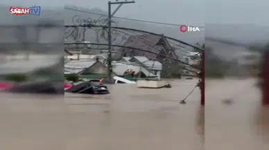 Filipinler'i Kalmaegi Tayfunu Vurdu: 2 Ölü