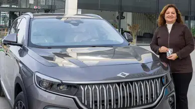 CHP'li Başkan Burcu Köksal, Yerli Otomobil TOGG'u Satın Aldı