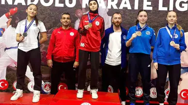 Körfezli Karateciler Anadolu Karate Ligi Finalleri'nden 14 Madalyayla Döndü