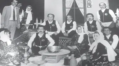 Türk Halk Müziği'nin Güçlü Sesi Bahattin Karakoç 74 Yaşında Hayatını Kaybetti