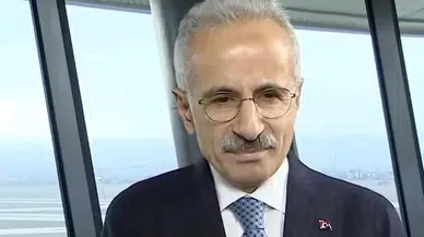 Ulaştırma Bakanı Uraloğlu Canlı Yayında Rahatsızlandı