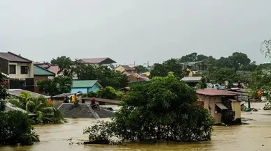Filipinler'de Şiddetli Yağışlar Sonrası Sel Felaketi: 7 Kişi Hayatını Kaybetti