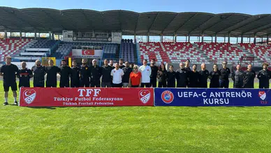 Türkiye'de Eş Zamanlı UEFA C Kursu Düzenlendi