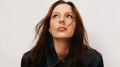 Laçin Martynov: Biyografi, Müzik Kariyeri ve Özel Hayatı