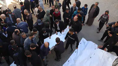 İsrail'in Gazze'ye Saldırılarında Can Kaybı 70 Bin 925'e Yükseldi