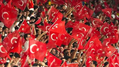 Milli heyecan sokaklara taşıyor: Dünya Kupası coşkusu dev ekranlarda yaşanacak