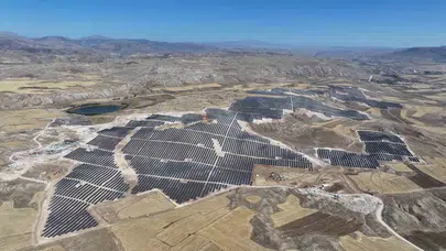 Türkiye’nin En Yüksek Kapasiteli Güneş Enerji Santrali Sivas’ta Hizmete Girdi