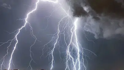 Meteoroloji'den Kuvvetli Yağış Uyarısı