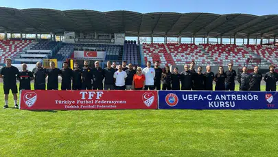 Türkiye'de Eş Zamanlı UEFA C Kursu Düzenlendi