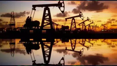 Brent Petrolün Varil Fiyatı 65,58 Dolar Seviyesinde İşlem Görüyor