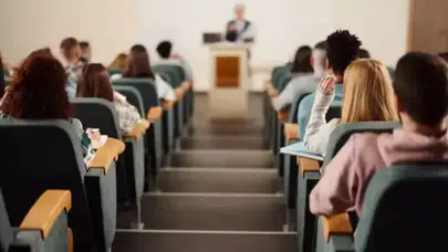 KYK Burs ve Kredi Başvurusu Ne Zaman, Nasıl Yapılır? 2025-2026 KYK Burs ve Kredi Başvuru Şartları