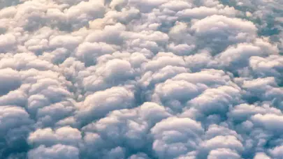 İran, Şiddetli Kuraklığa Çözüm Arıyor: Bulut Tohumlama Operasyonlarına Başlandı