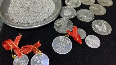 Faiz İndirimi Beklentisi Piyasayı Ateşledi: Gümüş Tarihi Rekorunu Kırdı!