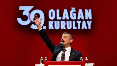 CHP Genel Başkanı Özgür Özel, 39. Olağan Kurultayı'nda İktidar Vurgusu Yaptı