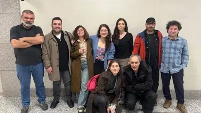 Telif Ücreti Sebebiyle 'Örgüte Yardım' Suçlamasıyla Yargılanan Gazeteciler Duruşmada Buluştu