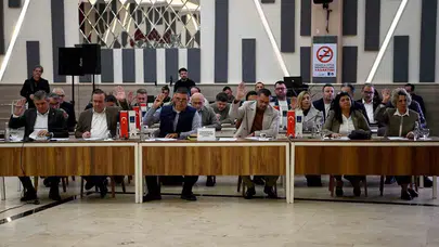 Kuşadası Belediye Meclisi Yılın Son Toplantısını Gerçekleştirdi