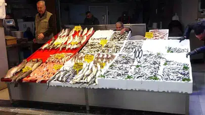 Karadeniz'de Hamsi Bereketi Yaşanıyor