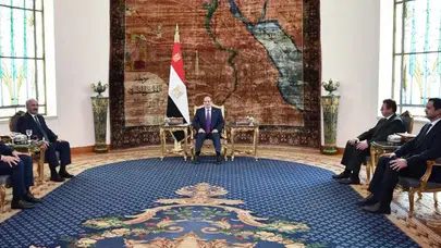 Sisi, Libya'nın Doğusundaki Hafter ile Görüştü