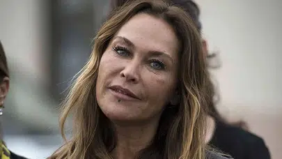 Hülya Avşar Trafik Kazası Geçirdi: Denize Uçmaktan Son Anda Kurtuldu