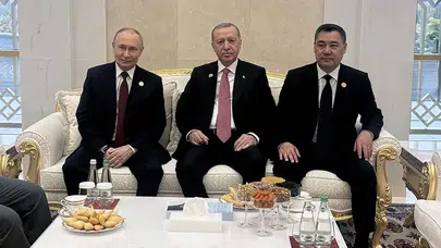 Cumhurbaşkanı Erdoğan, Putin ile Aşkabat'ta Görüştü