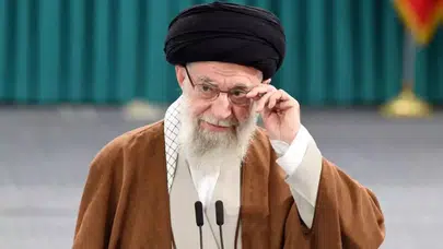 Hamaney: ABD'nin Düşmanca Tutumu Sorunları Çözümsüz Kılıyor