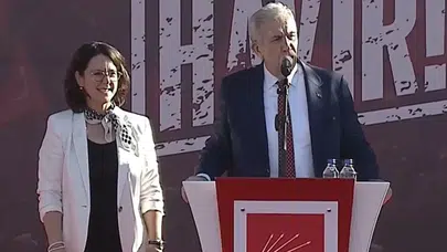 Mansur Yavaş: AK Parti'ye Geçenlere Rozet, Geçmeyene Kelepçe