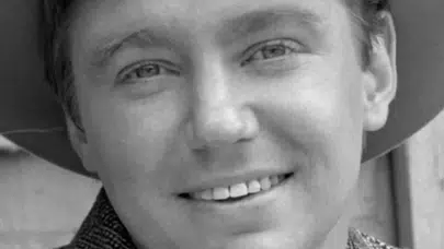 Ünlü Oyuncu Randy Boone Hayatını Kaybetti