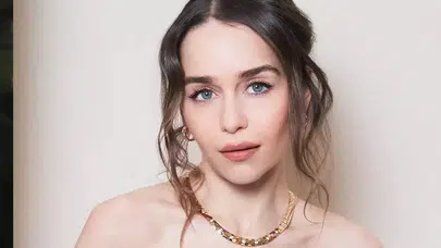 Emilia Clarke, Yeni Dizisi Ponies'in Çekimlerinde Kaburgasını Kırdı