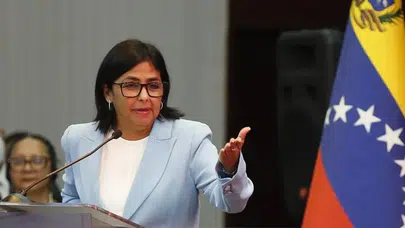 Venezuela’da Kritik Değişim: Delcy Rodriguez Geçici Devlet Başkanı Oldu