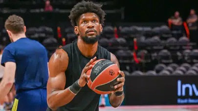 Chris Silva'dan Fenerbahçe Beko'ya Kötü Haber