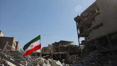 İran Savaşı'nın Dördüncü Gününde Yaşanan Gelişmeler Neler?