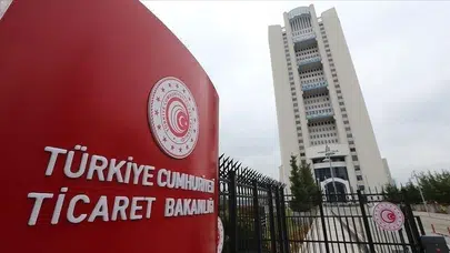 Ayakkabıda domuz derisi iddiasına Bakanlıktan jet yanıt: Raflar didik didik arandı