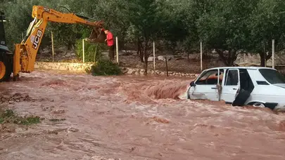 Adana'da felaketin bilançosu ağır: Sel sularına kapılan vatandaşın cansız bedenine ulaşıldı