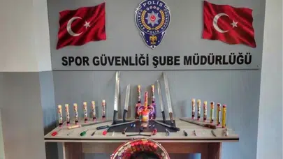 Tribün coşkusu yerini dehşete bıraktı: Deplasman otobüsünde cephanelik operasyonu