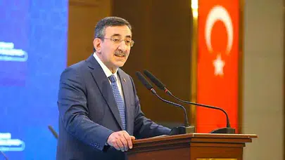 Cevdet Yılmaz'dan kritik çağrı: Savaşın yıkımına karşı tek seçenek diplomasi