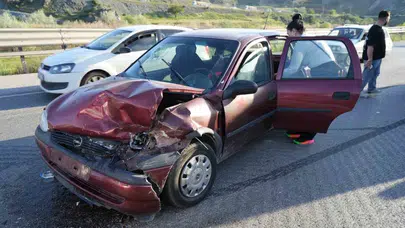 Kırıkkale'de korkutan kaza: Ankara yolunda trafik felç oldu
