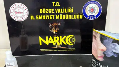 Düzce Emniyeti’nden zehir tacirlerine gece operasyonu: Şebekeye ağır darbe