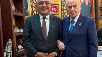 Siyasetin gündeminde sürpriz buluşma: Bahçeli ve Tanrıkulu arasında dikkat çeken kare