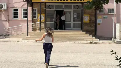 Saniyelerle gelen hüsran: YKS kapısında yaşananlar genç adayı yıktı