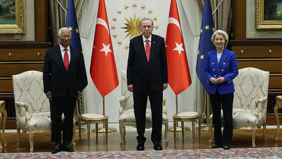 Brüksel zirvesinde kritik buluşma: Erdoğan, AB'nin zirvesindeki isimlerle bir araya geldi