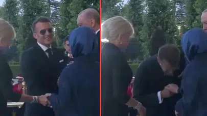 Zirvede dikkat çeken an: Emine Erdoğan’dan Macron’un nezaket girişimine nezaketli ret