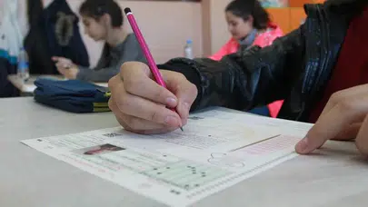LGS’de zirvenin sahipleri belli oldu: 452 öğrenci hata yapmadan tüm soruları doğru yanıtladı