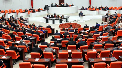 Madımak dosyası Meclis'te kapandı: Sivas Katliamı için araştırma önergesine ret