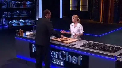 MasterChef'in yeni yıldızı tanıdık çıktı: Ekranların ödüllü ismi mutfaktaki iddiasını şeflere kanıtladı